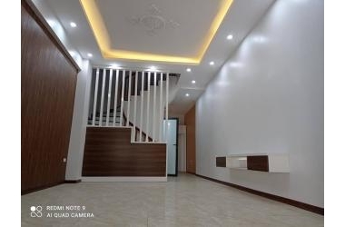 PHÂN LÔ SÁT PHỐ NGUYỄN CHÍNH 60M2 AN SINH NỞ HẬU GIÁ CHỈ NHỈNH 3 TỶ