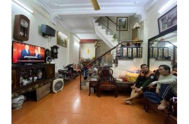 BÁN NHÀ LÔ GÓC - TIỆN ÍCH NGẬP TRÀN - GIÁ YÊU THƯƠNG