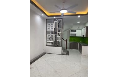 BÁN NHÀ NHẬT TẢO, NHÀ MỚI XÂY 5 TẦNG CHẮC CHẮN GIÁ CHỈ 2.75 TỶ, NGÕ RỘNG XE 3 GÁC - 0946.689.629