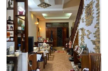 Nhà đẹp Hoàng Văn Thái, ô tô vào ngõ, an ninh tốt, dân trí cao.
