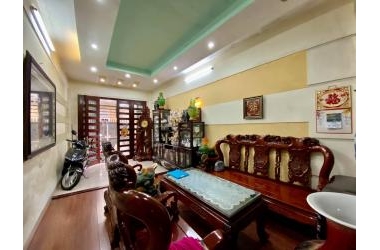 48m2 Trung Kính vỉa hè rộng 6 tầng kinh doanh-Gía Shock 10.2 tỷ