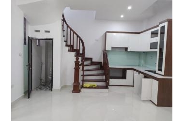 CHO THUÊ NHÀ ĐỘI CẤN, VĨNH PHÚC BA ĐÌNH 56M2X3T, FULL NỘI THẤT, CÁCH PHỐ 15M, Ô TÔ, KINH DOANH VP 0784092999