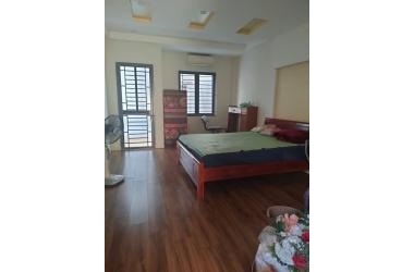 BÁN NHÀ ngõ 72 Nguyễn Trãi,Cạnh RoyalCity,45m2 x5T, MT 4m,Ngay sát phố,4.2 tỷ