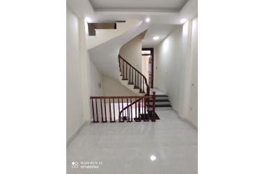 Cực rẻ! Bán gấp nhà Cầu Bươu, 5 tầng, 48m2, 2.85 tỷ, ô tô.