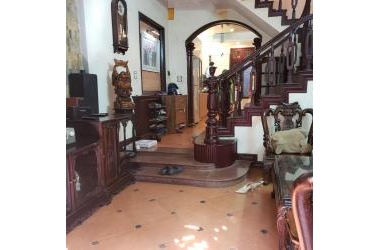Nhỉnh 8 tỷ! Ô tô vào nhà! Bán nhà THái Hà 75m2, 4 tầng, mt 4.2m