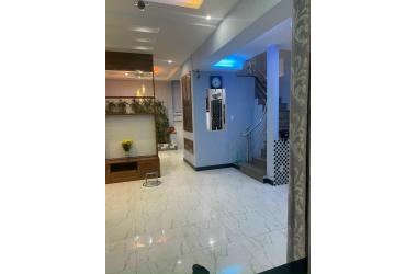 NHÀ ĐẸP - MT 5M - CỰC HIẾM Trung Tâm Phú Nhuận ra PX Long 1 Phút
