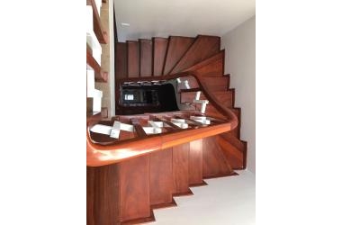 Bán nhà Đường Nguyễn Trãi-Phân lô Cb-vỉa hè oto tránh dừng đỗ ngày đêm 125m*5T chỉ 9,6 tỷ