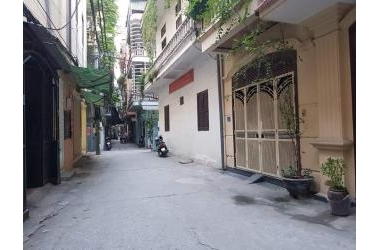 Bán nhà Nguyễn Viết Xuân,Thanh Xuân 40m,giá 3.4 tỷ,15m ô tô tránh