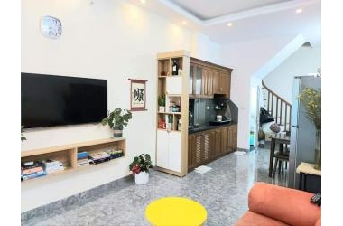 Bán nhà ở luôn , Lê Trọng Tấn DT 45m2 x 5 tầng , ngõ ô tô , phân lô lh 0345671506