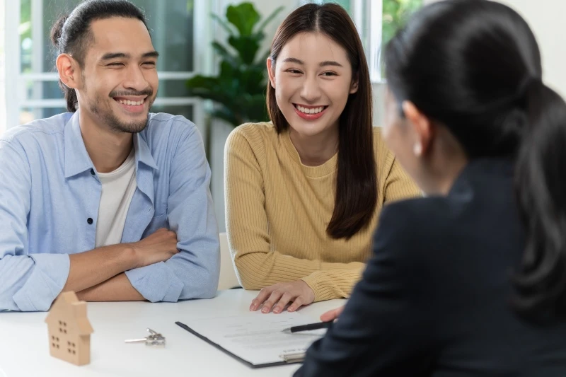 Có nên vay ngân hàng mua nhà khi sắp cưới?